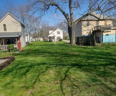 Big dogs lawn care, dba Big dogs construction