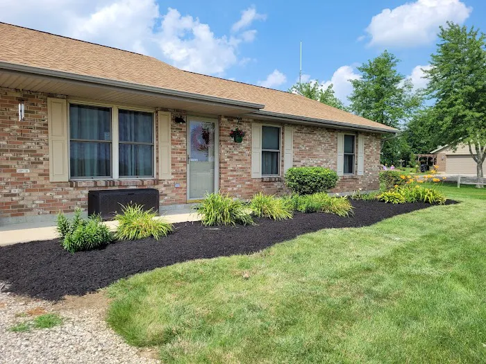 Hapner Lawn & Landscape Picture 2