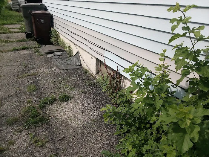 J&M Lawn Care Service Picture 8