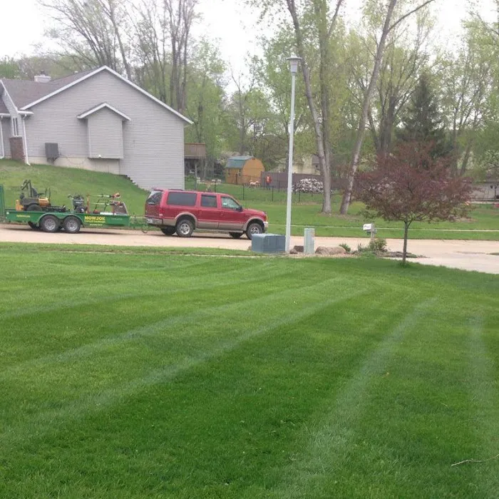 MowJoe Lawn and Landscape Picture 3