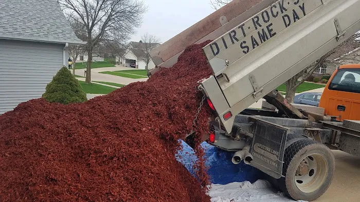 Maker Enterprises | Dirt, Rock, Sand, Mulch, Compost Delivery Cedar Rapids, IA Picture 1