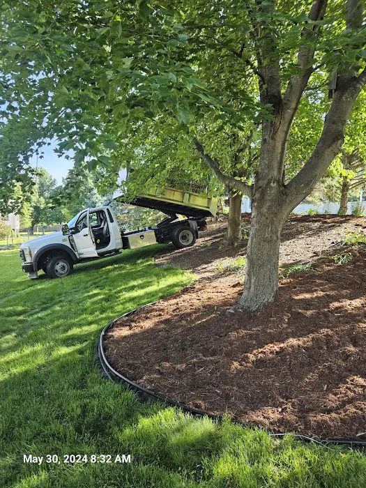Maker Enterprises | Dirt, Rock, Sand, Mulch, Compost Delivery Cedar Rapids, IA Picture 3