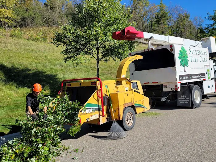 Stevenson Tree & Lawn Care Picture 7