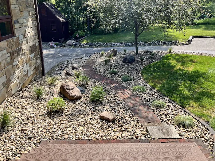 Wapsie Pines Lawncare & Landscaping, Inc. Picture 9