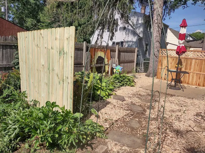 Cut and Go Landscaping Picture 9