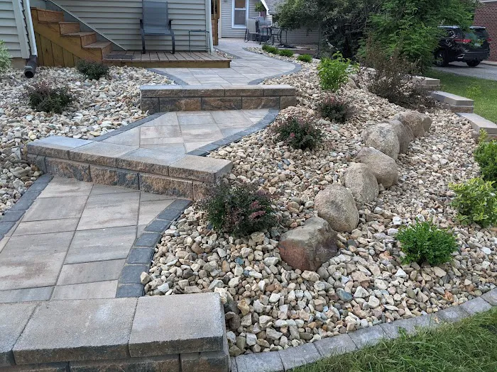Zabel Landscaping Picture 3