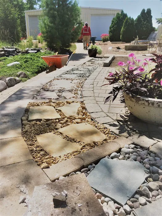 River City Lawnscape Inc Picture 10