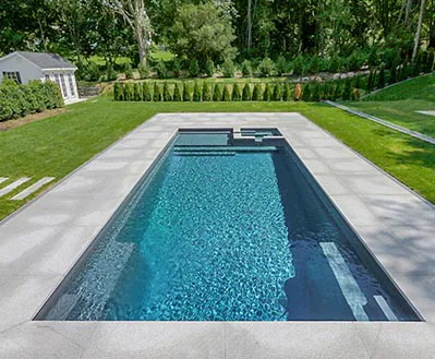 Ultimate Pools & Patios Picture 3