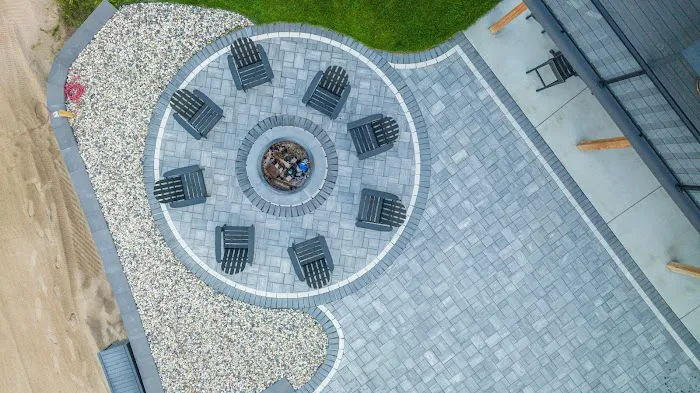 Ultimate Pools & Patios Picture 1