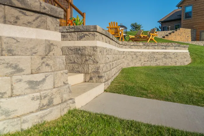 Ultimate Pools & Patios Picture 8