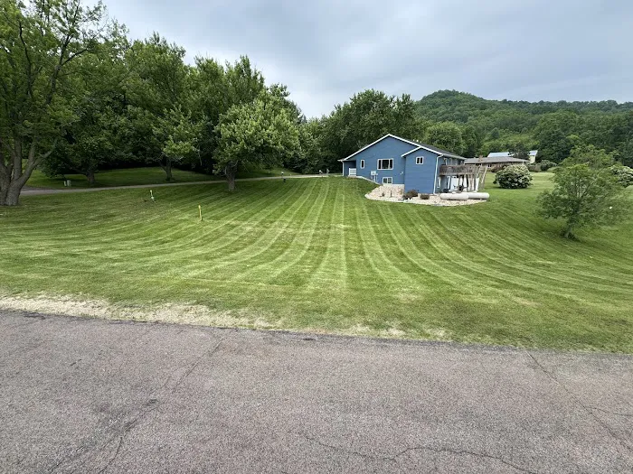Coulee Dirt Work Lawn & Snow Picture 3