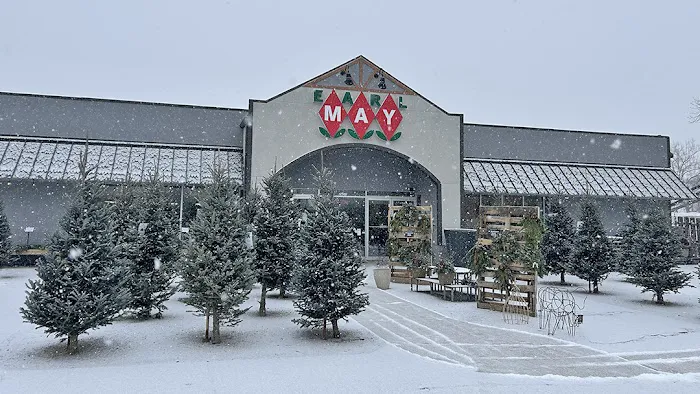 Earl May Garden Center Picture 3
