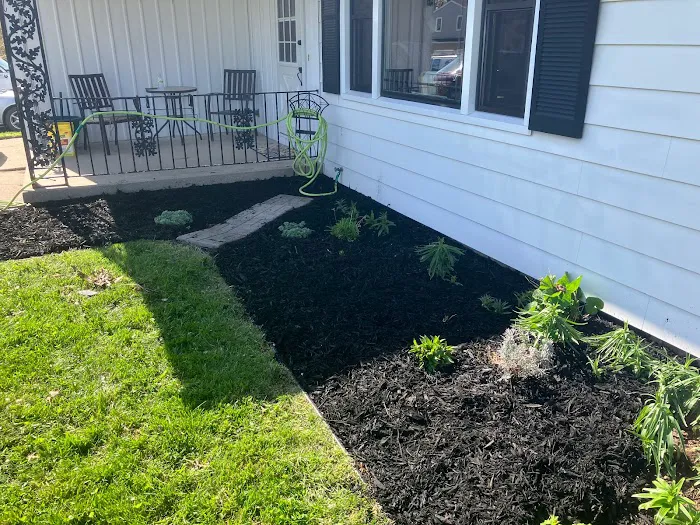 Van Wyk Lawn Services LLC Picture 6