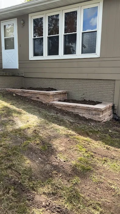 Van Wyk Lawn Services LLC Picture 7