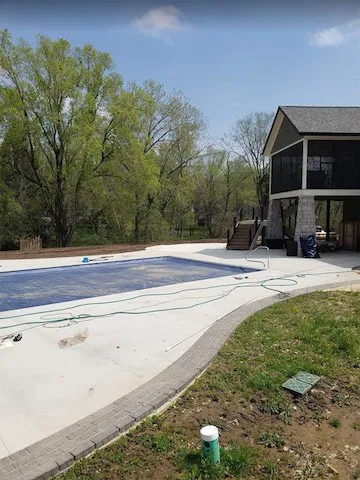 Four Seasons Yard Care Picture 1