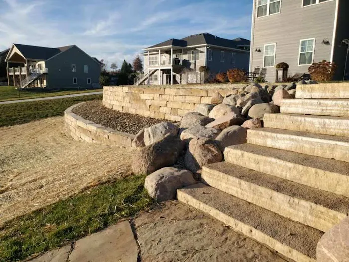 Clark's Landscaping Picture 7