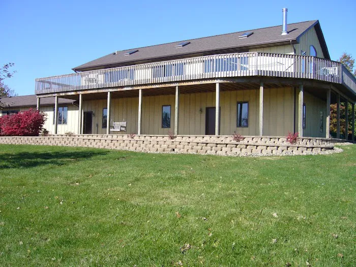 Chesnut Lawn & Landscape Picture 2