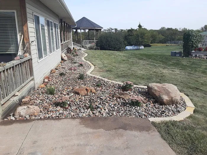 5 Sons, Landscape & Design Picture 10