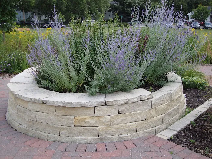 Country Landscapes - Des Moines Picture 3