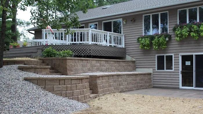 DCM Landscaping Picture 10