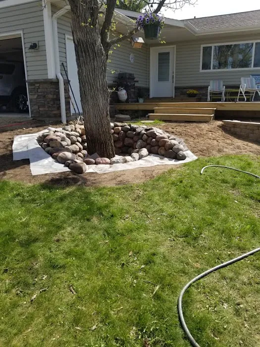 DCM Landscaping Picture 9