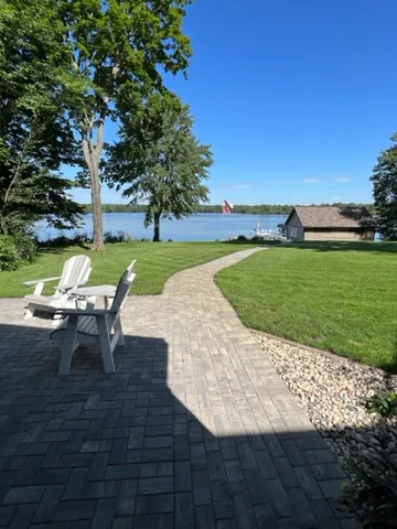 DCM Landscaping Picture 5