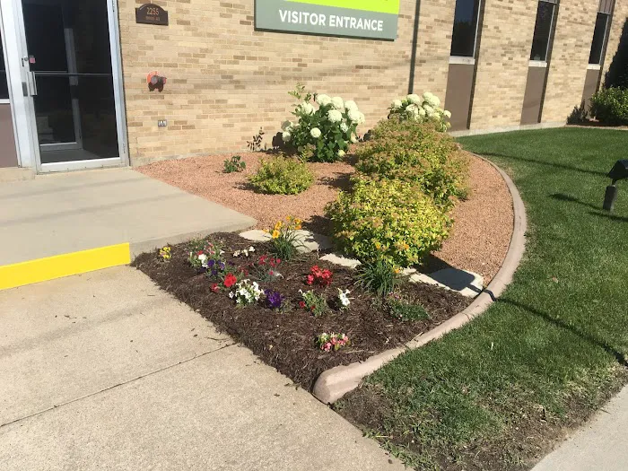Grassdoctors Lawn & Landscape Picture 4