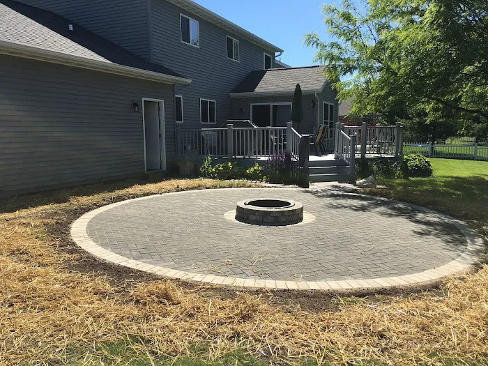 APPLETON LAWN SNOW & LANDSCAPING, INC. Picture 1