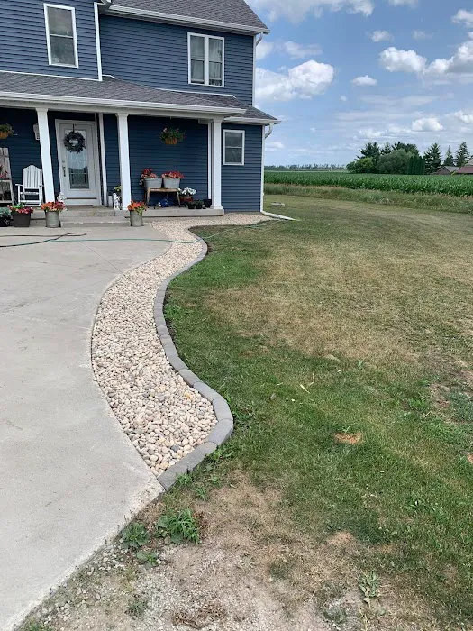 Affordable Lawn & Landscaping LLC Picture 3
