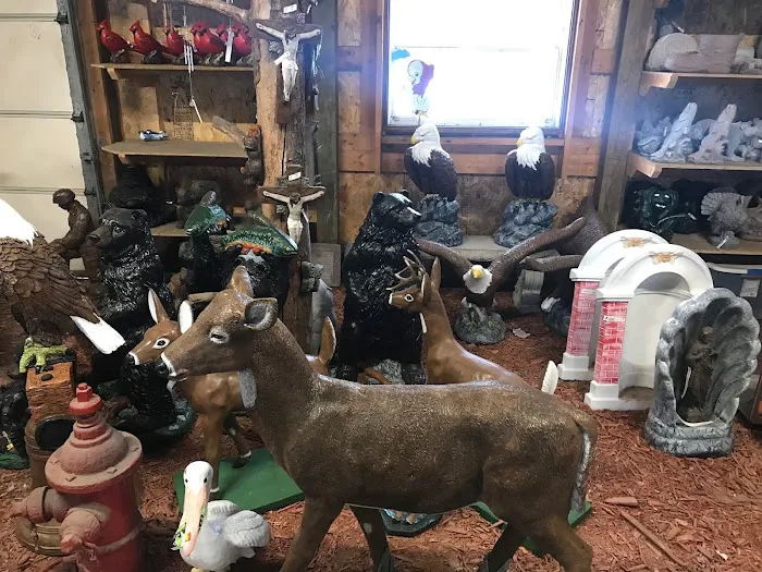 Al's Lawn Ornaments Picture 7