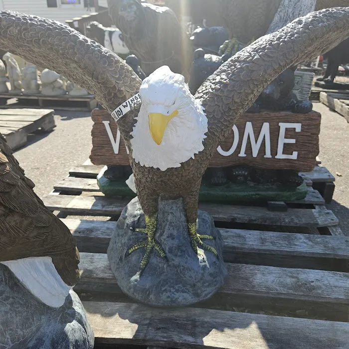 Al's Lawn Ornaments Picture 9
