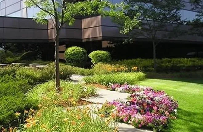 Schmidt's Landscaping Picture 5