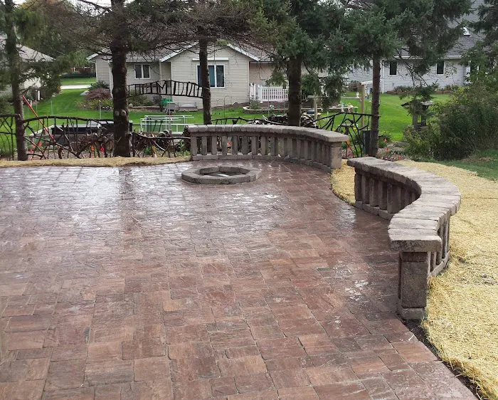 Schmidt's Landscaping Picture 4