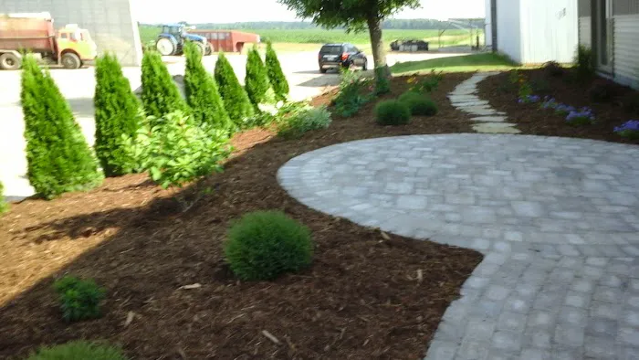 Nett Lawn Mowing & Landscaping LLC Picture 10