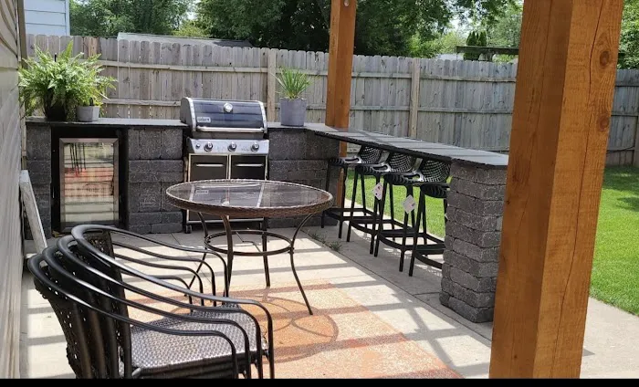 Warneros Hardscape Maintenance LLC Picture 8