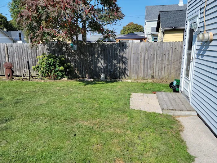 Nate's landscaping and snow removal Picture 10
