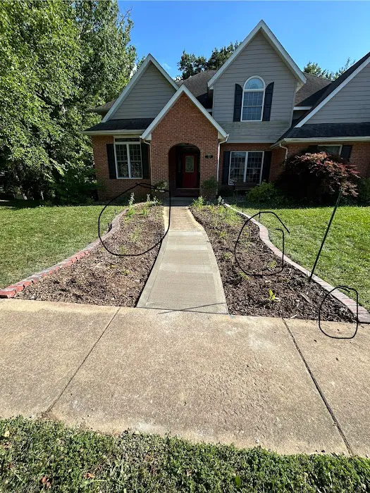 Juan company Landscaping service Picture 9