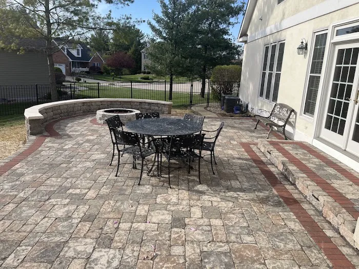 AJD Landscaping Picture 3