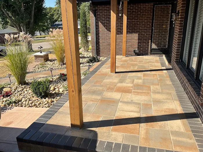 Ibarras Landscaping LLC Picture 6
