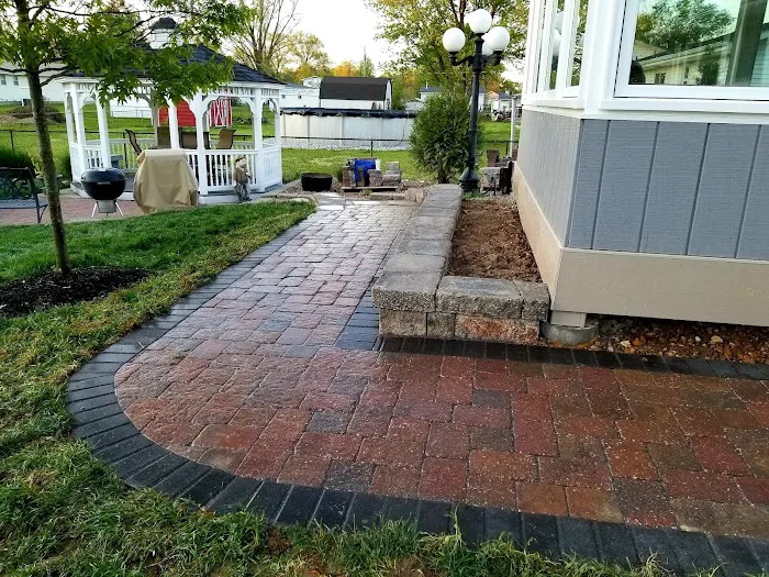 Valdez landscapes llc Picture 10