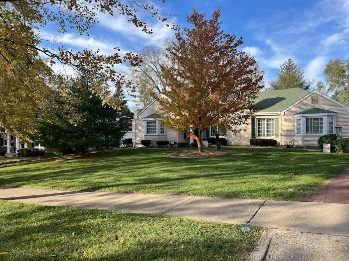 Grizzly Greens Lawn Care and Landscaping Picture 1