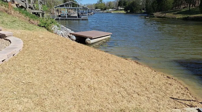 HAPPY LANDSCAPE LLC Picture 5