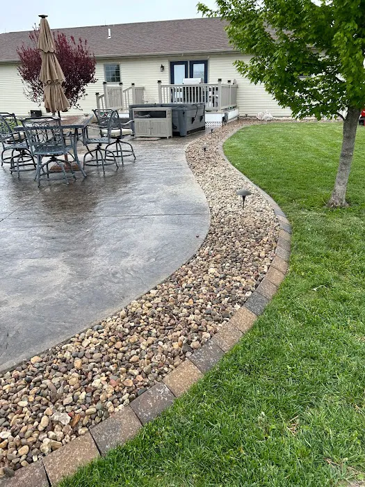 Main Street Lawn & Landscape Picture 3