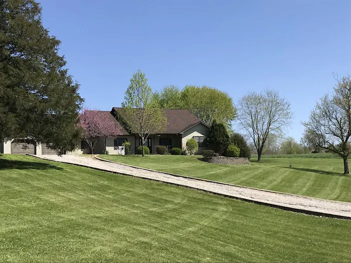 Southern Illinois Lawn Care Picture 9