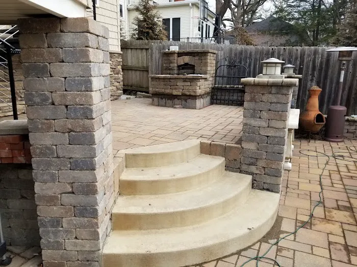 Monarch Landscaping & Garden Center Picture 6