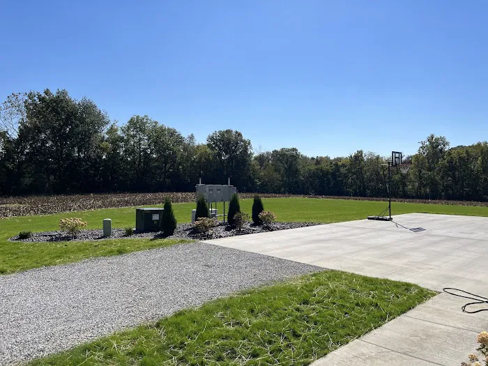 Lawnscape Outdoor Services Picture 4
