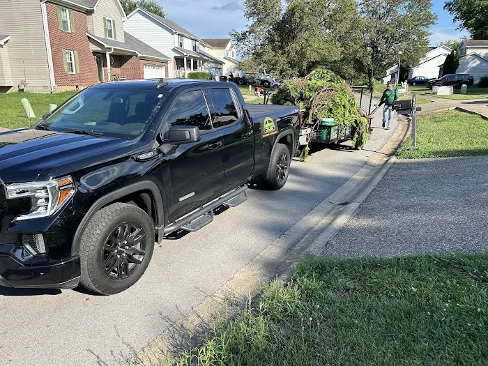 502 Lawn Care & Landscaping Picture 4