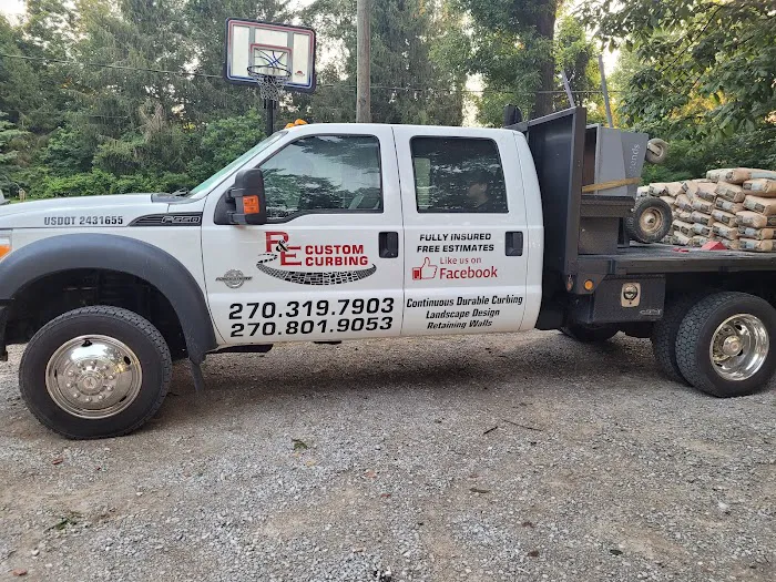 P&E Custom Curbing Picture 1