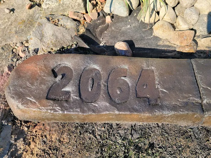 P&E Custom Curbing Picture 2