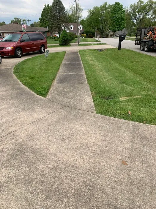 BK LAWN CARE Picture 2